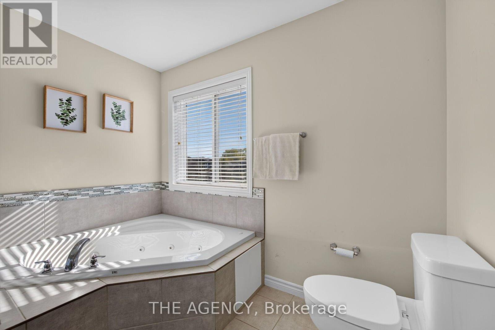 2231 Buroak Drive, London North, Ontario  N6G 0L3 - Photo 22 - X14094618