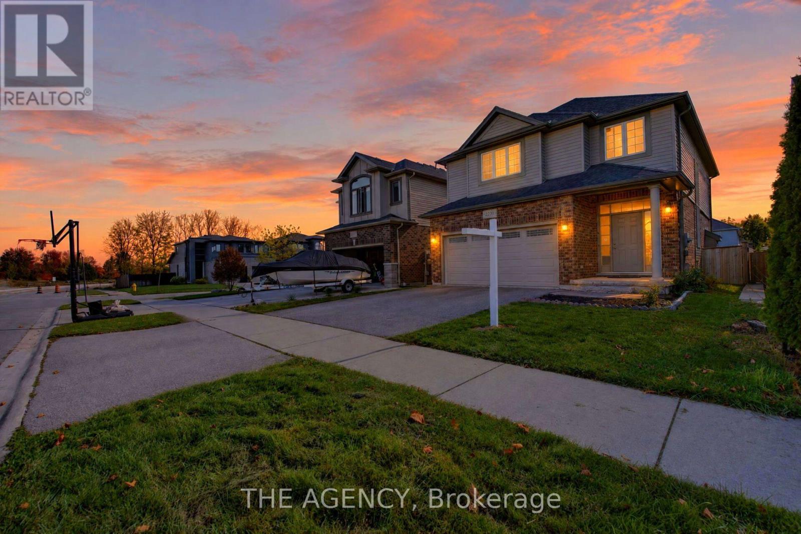 2231 Buroak Drive, London North, Ontario  N6G 0L3 - Photo 3 - X14094618