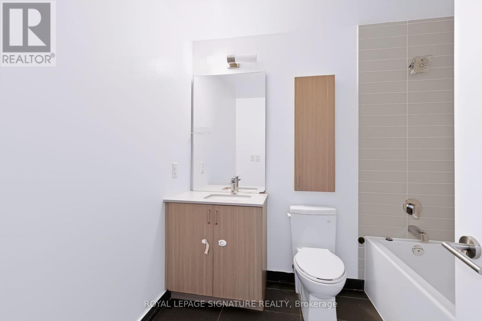 212 - 2799 Kingston Road, Toronto, Ontario  M1M 1N1 - Photo 24 - E14086308