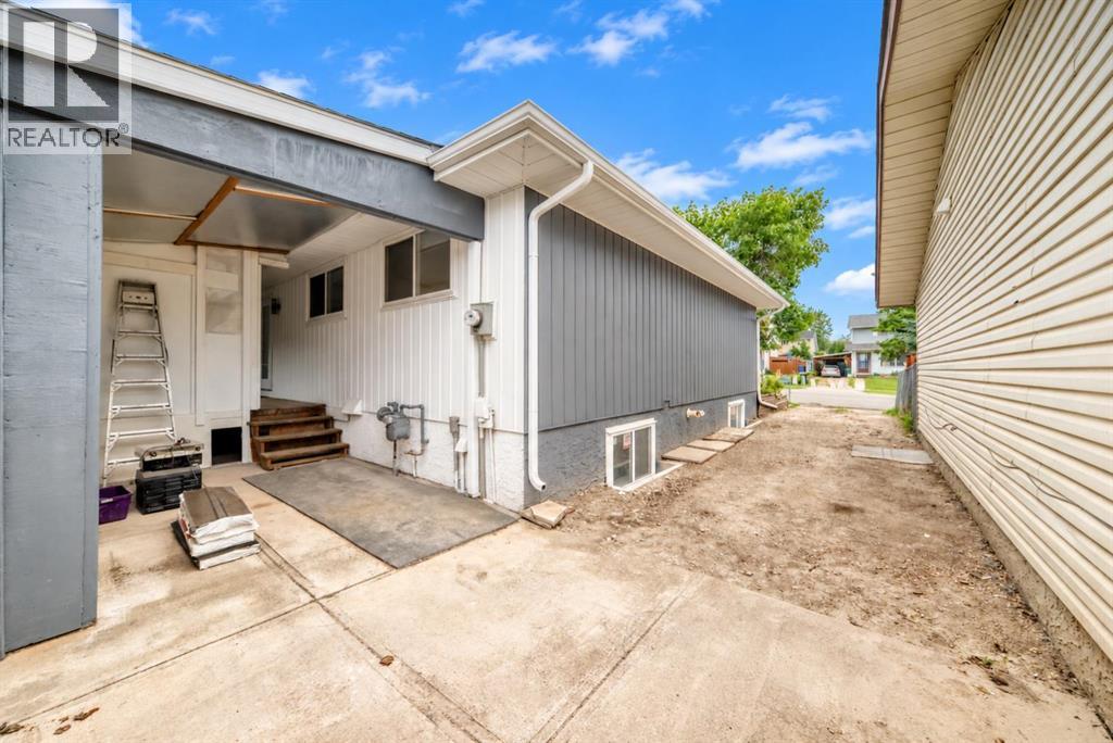 3319 Radcliffe Drive Se, Calgary, Alberta  T2A 5X3 - Photo 30 - A2349357