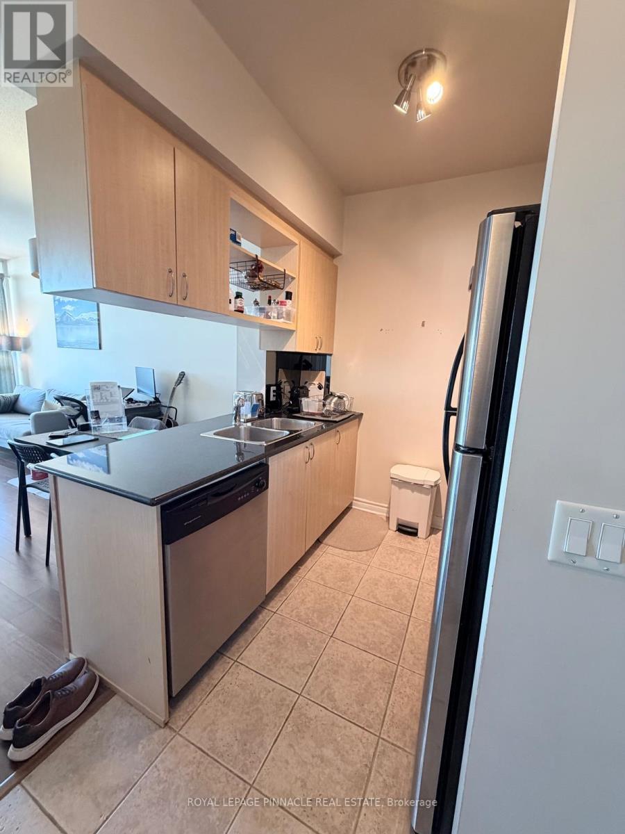 1006 - 2325 Central Park Drive, Oakville, Ontario  L6H 0E2 - Photo 15 - W14088236