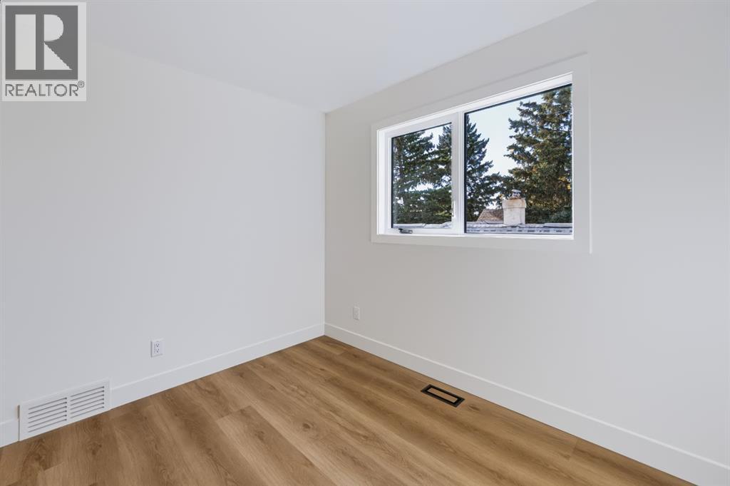 1905b 17 Street Nw, Calgary, Alberta  T2M 5B4 - Photo 22 - A2351804