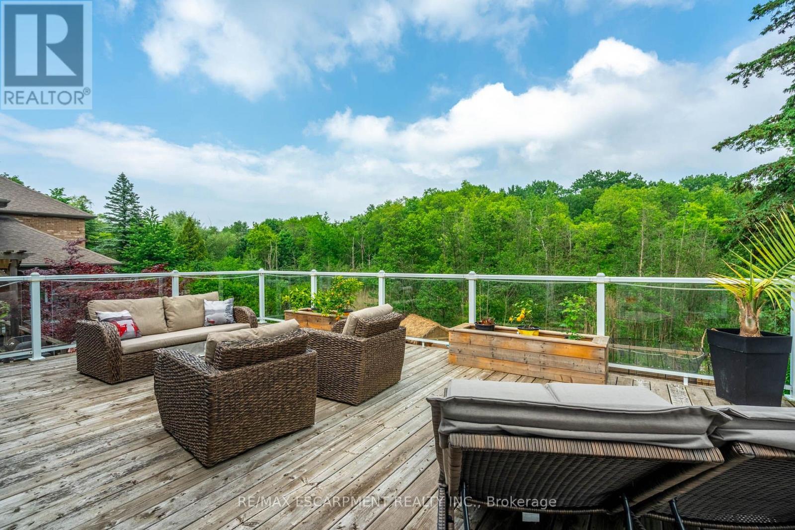 381 Woodworth Court, Hamilton, Ontario L9G 2N2 - Photo 23 - X13830856