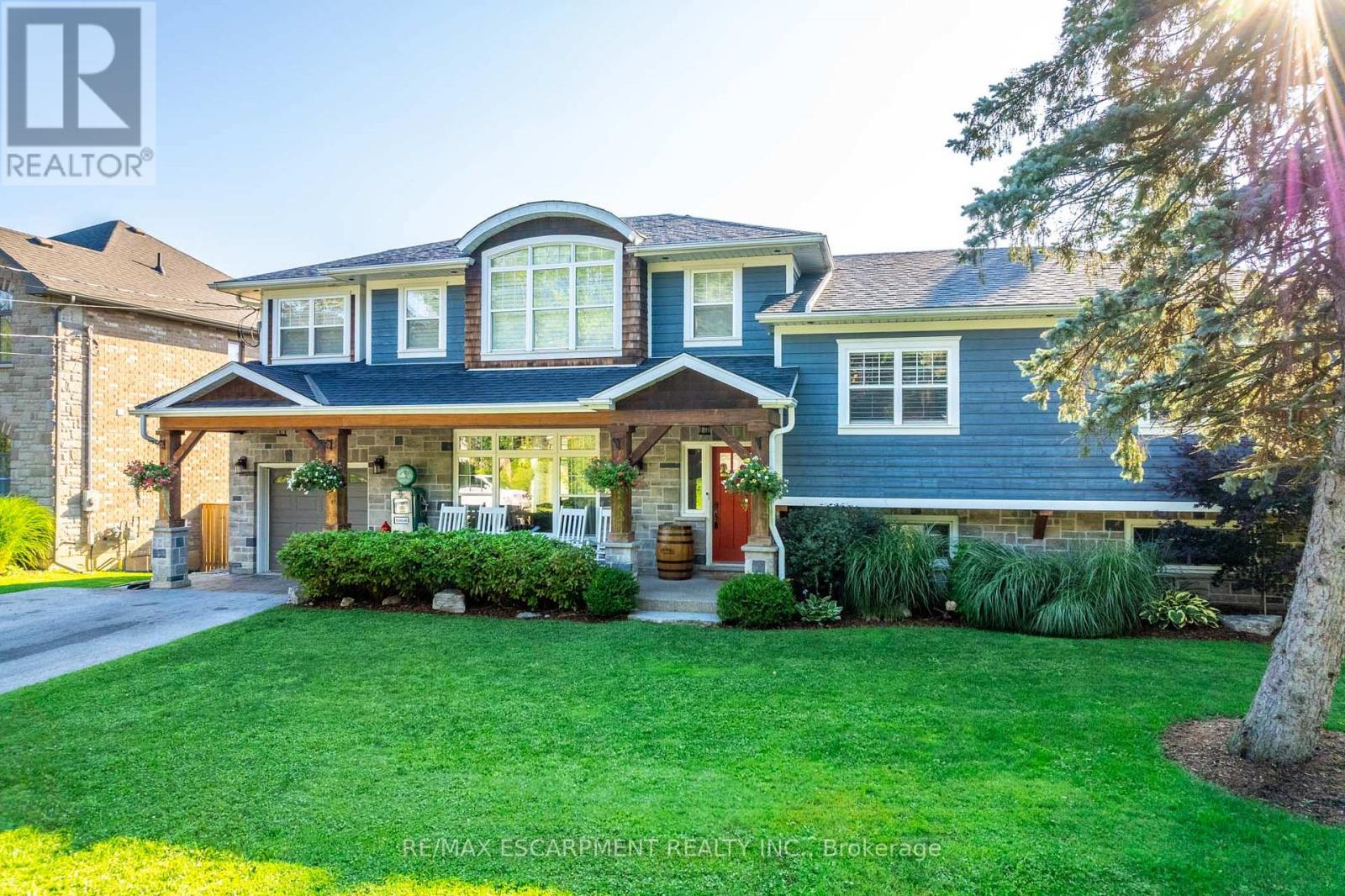 381 Woodworth Court, Hamilton, Ontario L9G 2N2 - Photo 6 - X13830856