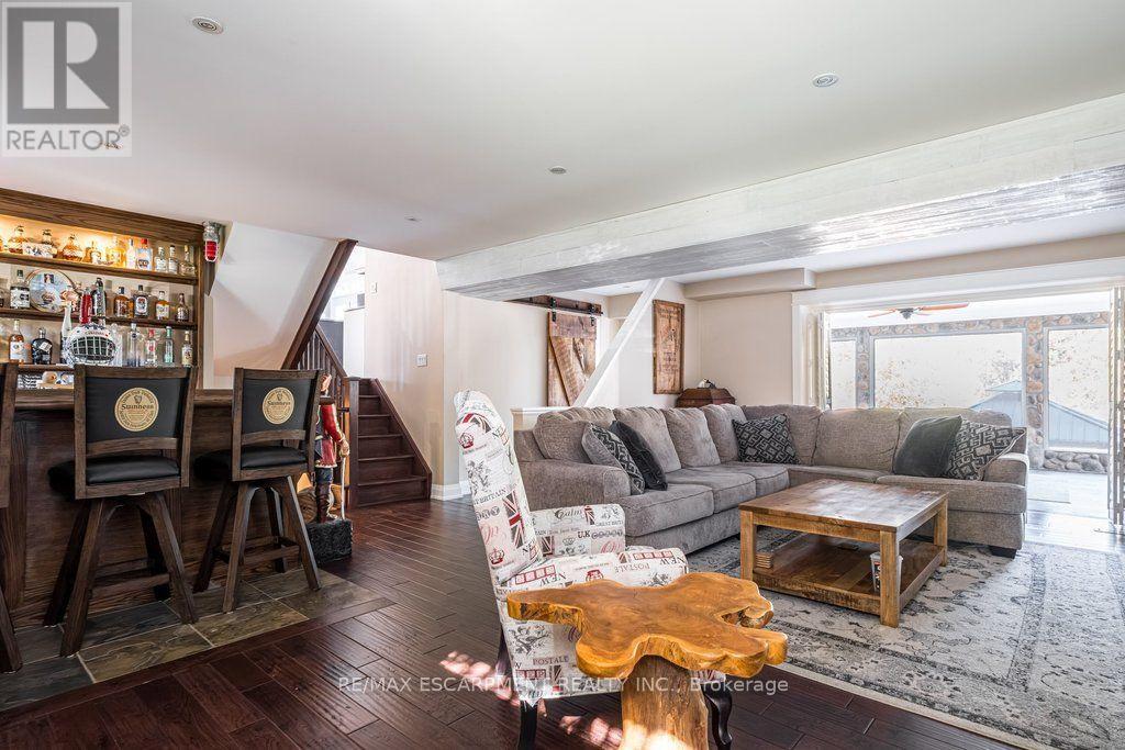 381 Woodworth Court, Hamilton, Ontario L9G 2N2 - Photo 33 - X13830856