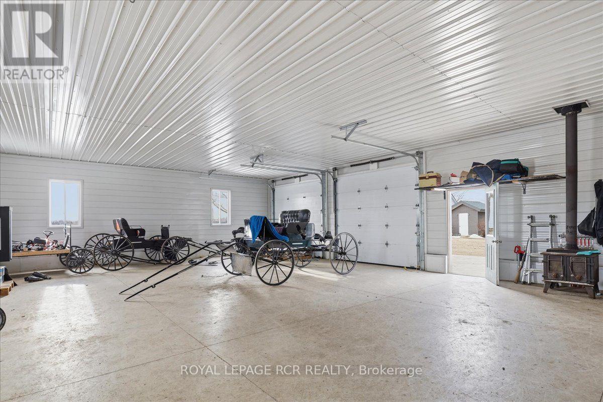 349 20 Road, Kincardine, Ontario  N2Z 2X4 - Photo 17 - X14094600