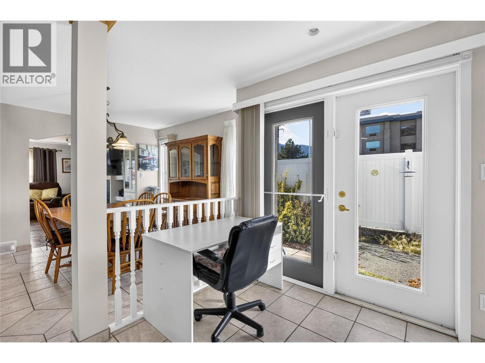 153 Yorkton Avenue, Penticton, British Columbia  V2A 3V3 - Photo 10 - 10403544