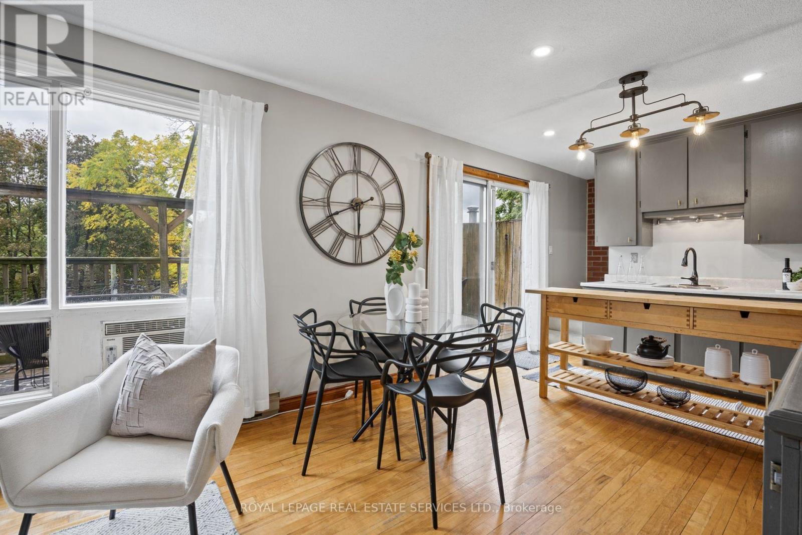 3 Harshaw Avenue, Toronto, Ontario  M6S 1X7 - Photo 10 - W14093854