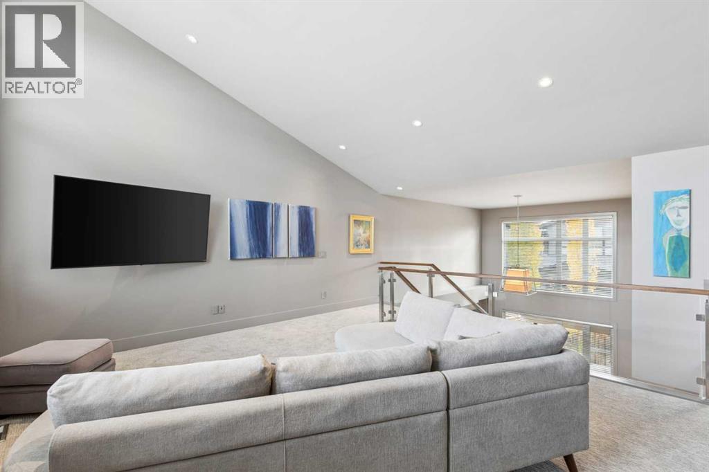 18 West Point Mews SW