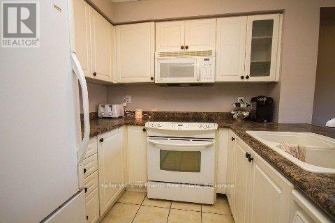 93 Robideau Place, Whitby, Ontario  L1R 3G7 - Photo 10 - E14094674