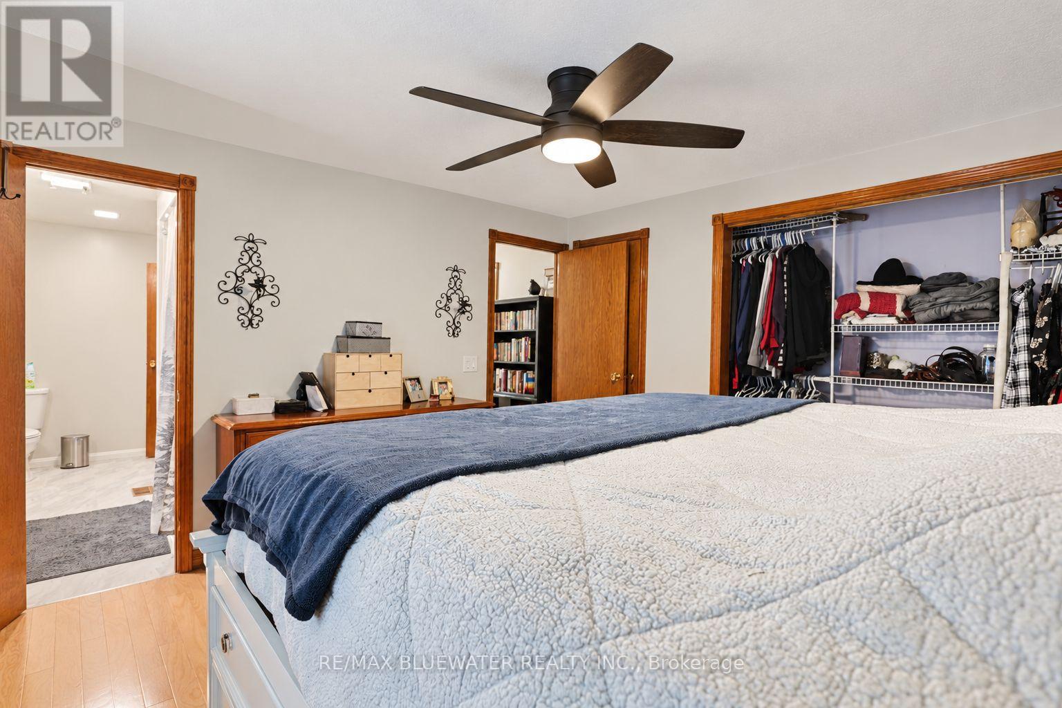 1601 Greenway Drive, North Middlesex, Ontario  N0M 2K0 - Photo 29 - X14094762