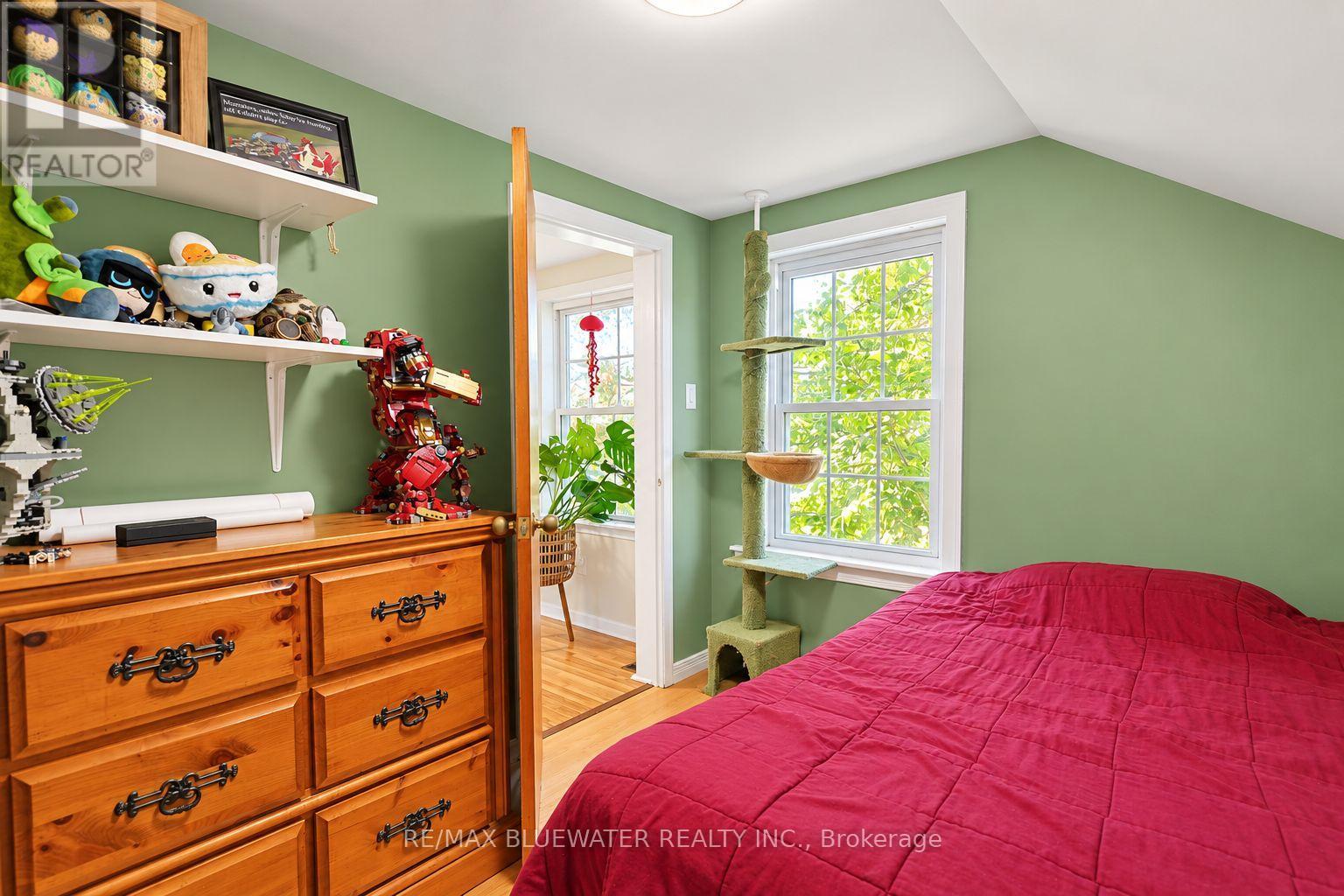 1601 Greenway Drive, North Middlesex, Ontario  N0M 2K0 - Photo 34 - X14094762
