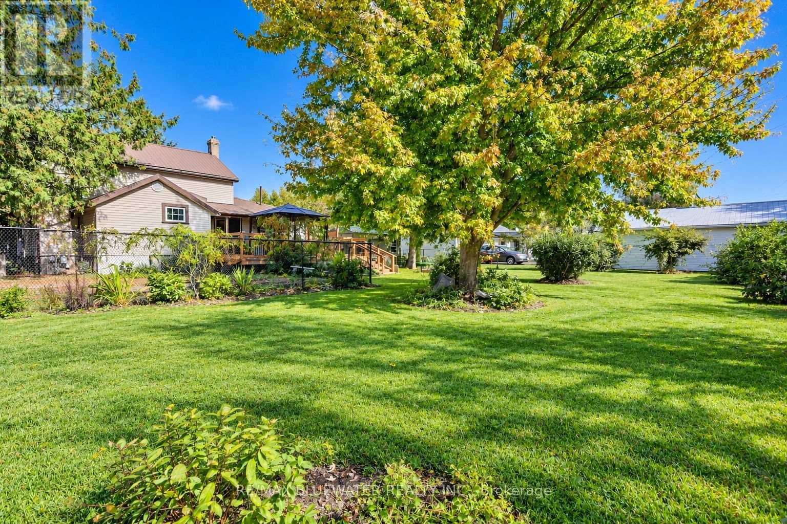 1601 Greenway Drive, North Middlesex, Ontario  N0M 2K0 - Photo 41 - X14094762