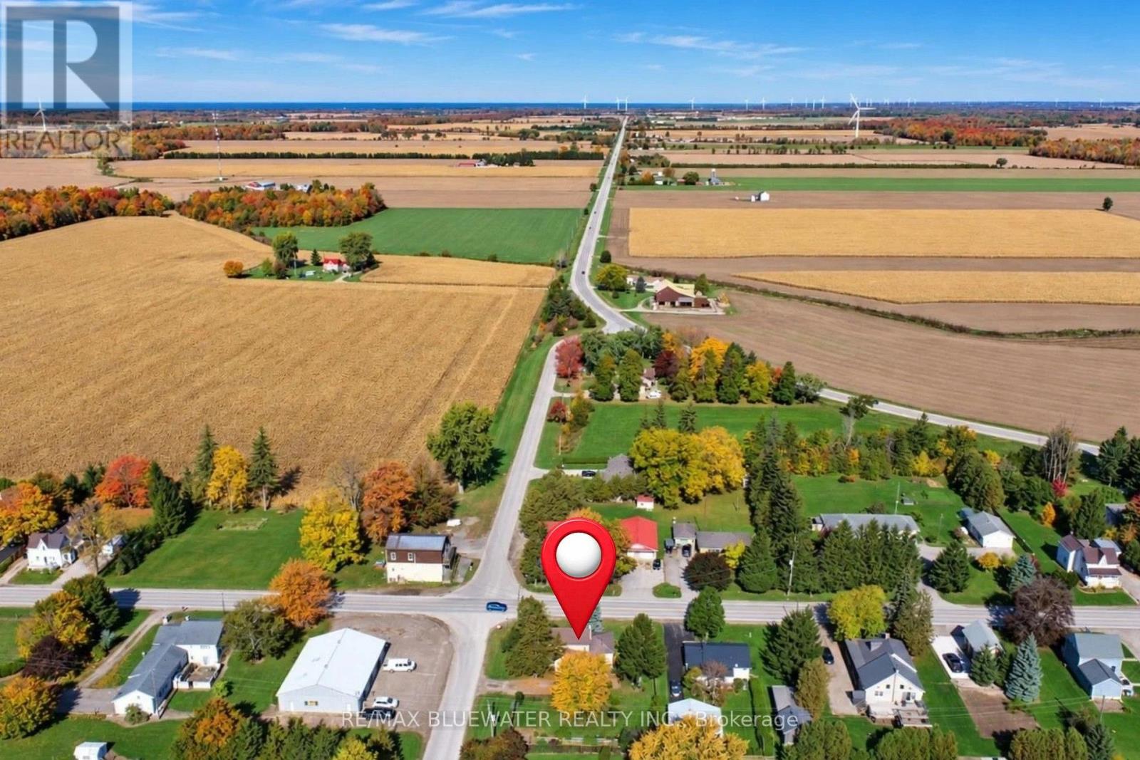 1601 Greenway Drive, North Middlesex, Ontario  N0M 2K0 - Photo 6 - X14094762
