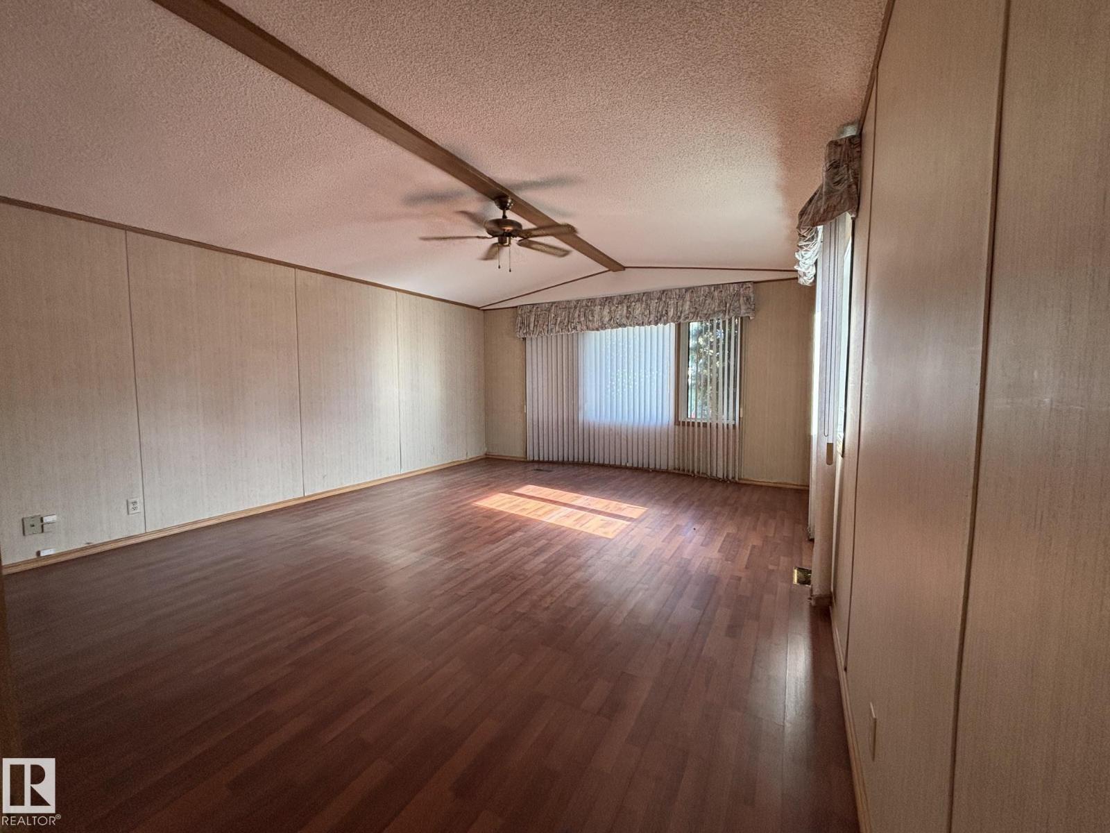 98 Evergreen PA NW