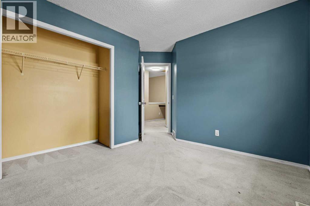 255 Prestwick Acres Lane Se, Calgary, Alberta  T2Z 3X9 - Photo 26 - A2350057