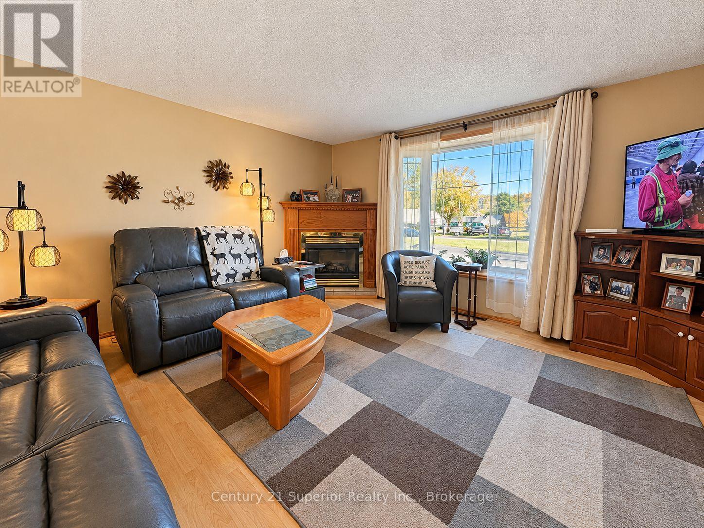 136 First Street, Nipigon, Ontario  P0T 2J0 - Photo 10 - X14094670