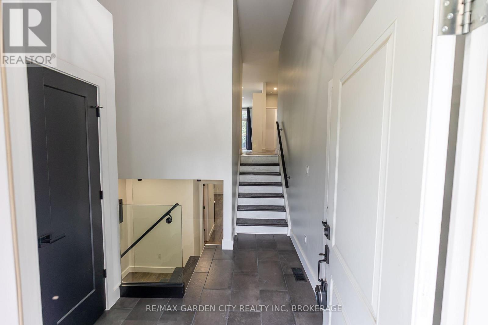614b Niagara Street, St. Catharines (Bunting/linwell), Ontario L2M 3P7 - Photo 5 - X14094648