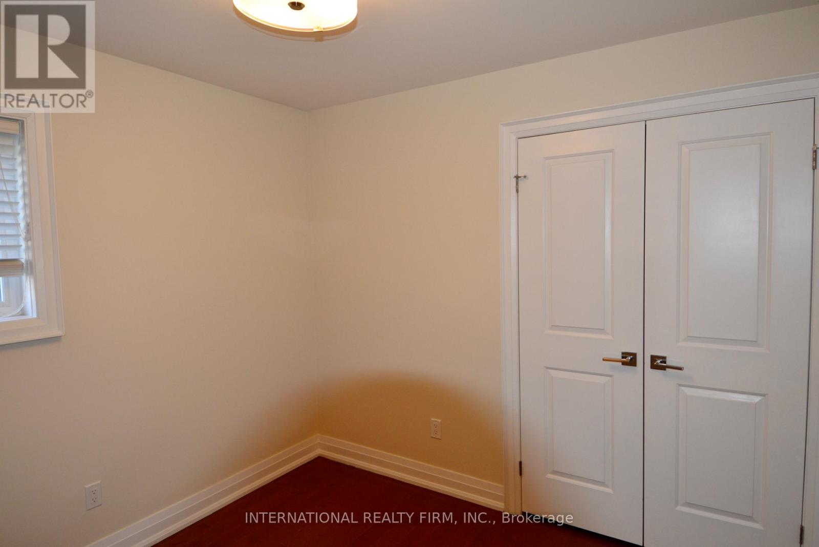 Main Floor - 24 Duggan Avenue, Toronto, Ontario M4V 1Y2 - Photo 14 - C14094764