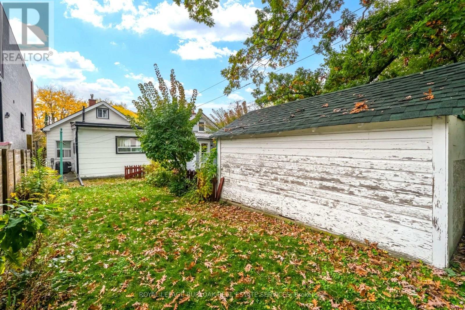 140 Barker Avenue, Toronto, Ontario  M4C 2P1 - Photo 21 - E14094706