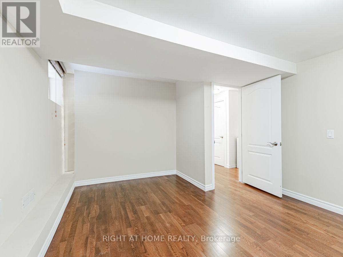 Lower - 20 Kildonan Drive, Toronto, Ontario  M1N 3B5 - Photo 6 - E14094716