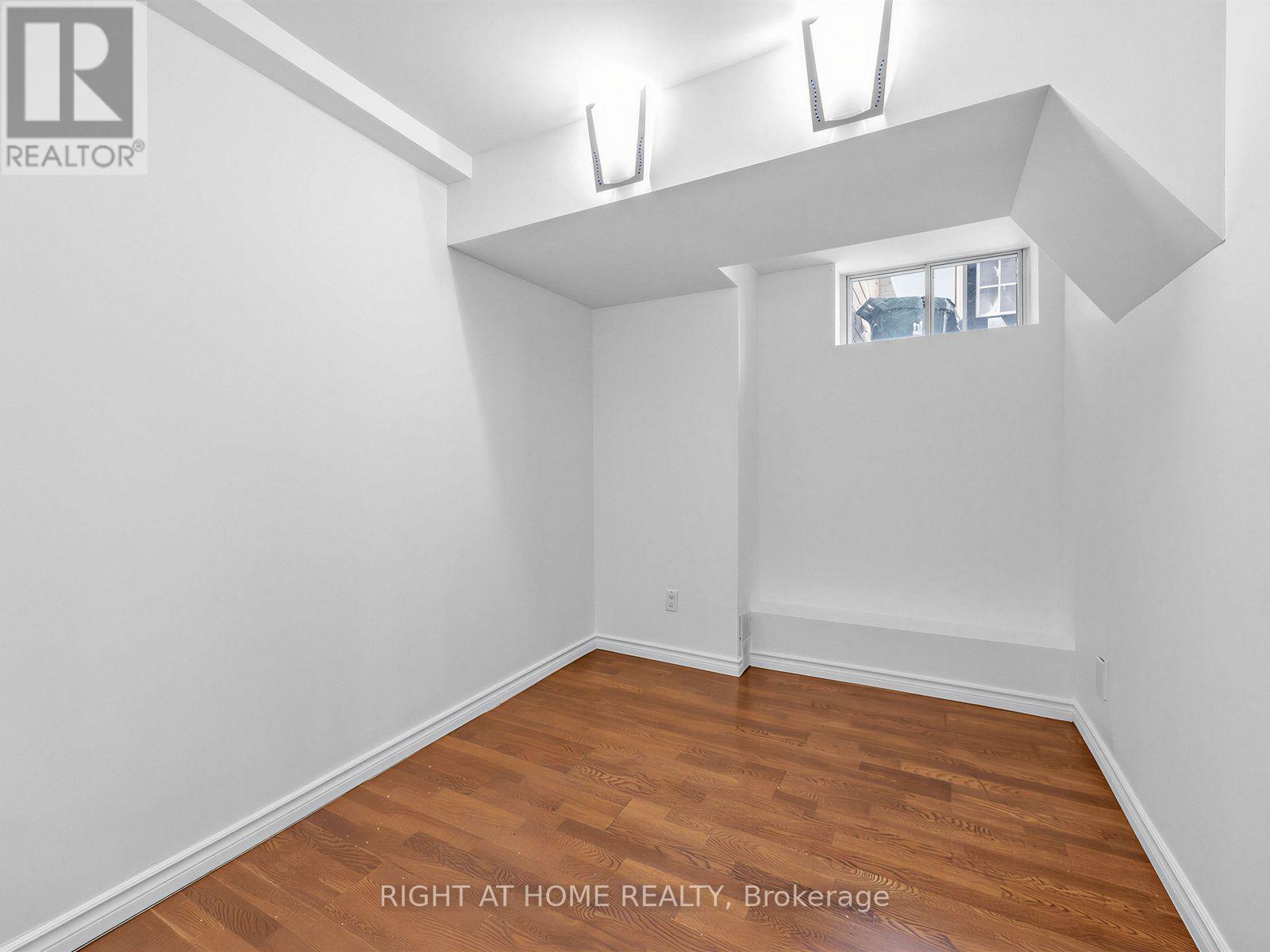 Lower - 20 Kildonan Drive, Toronto, Ontario  M1N 3B5 - Photo 8 - E14094716