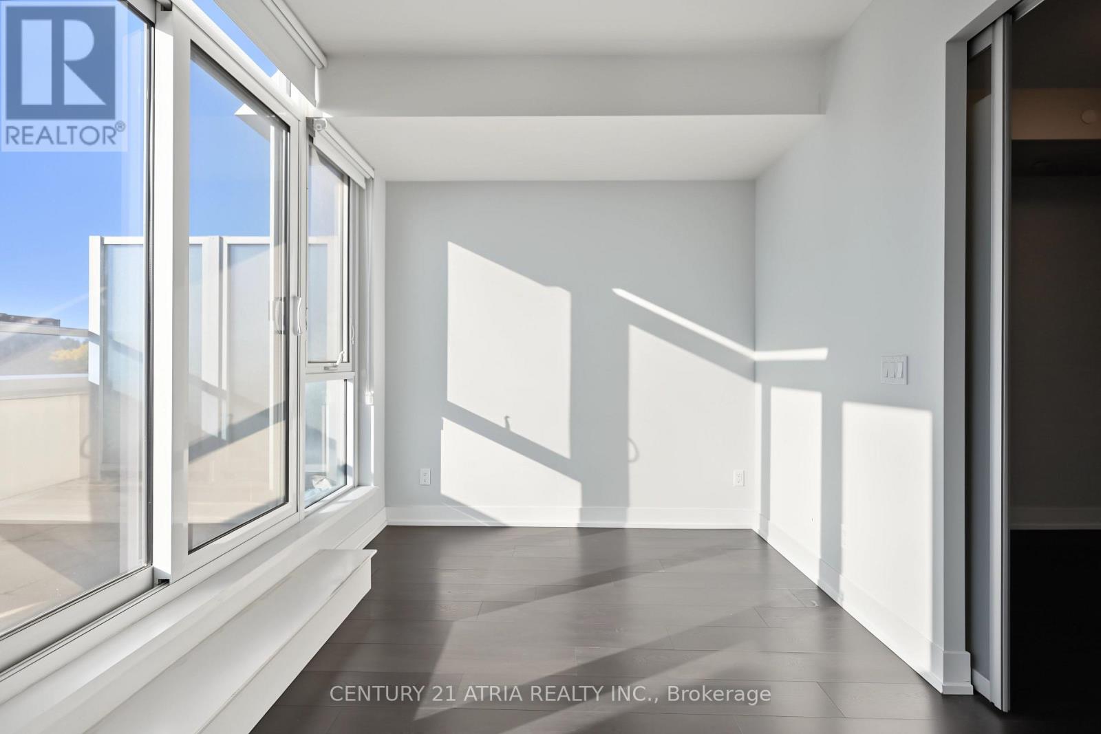 528 - 9471 Yonge Street, Richmond Hill, Ontario L4C 0Z5 - Photo 6 - N14094718