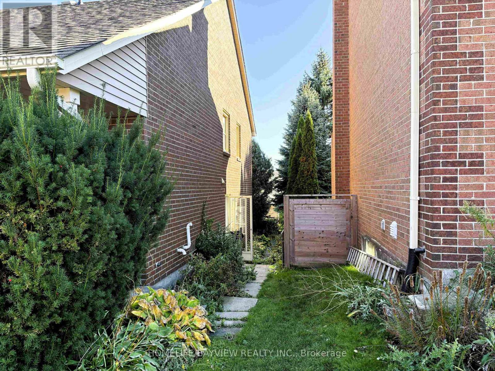 271 John Bowser Crescent, Newmarket, Ontario  L3Y 7N9 - Photo 11 - N14094738