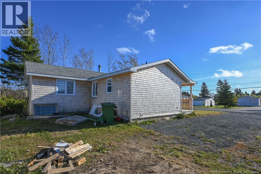 314 Saint-Raphaël Ouest Street, Saint-Marie-Saint-Raphaël, New Brunswick  E8T 1S4 - Photo 6 - NB149951