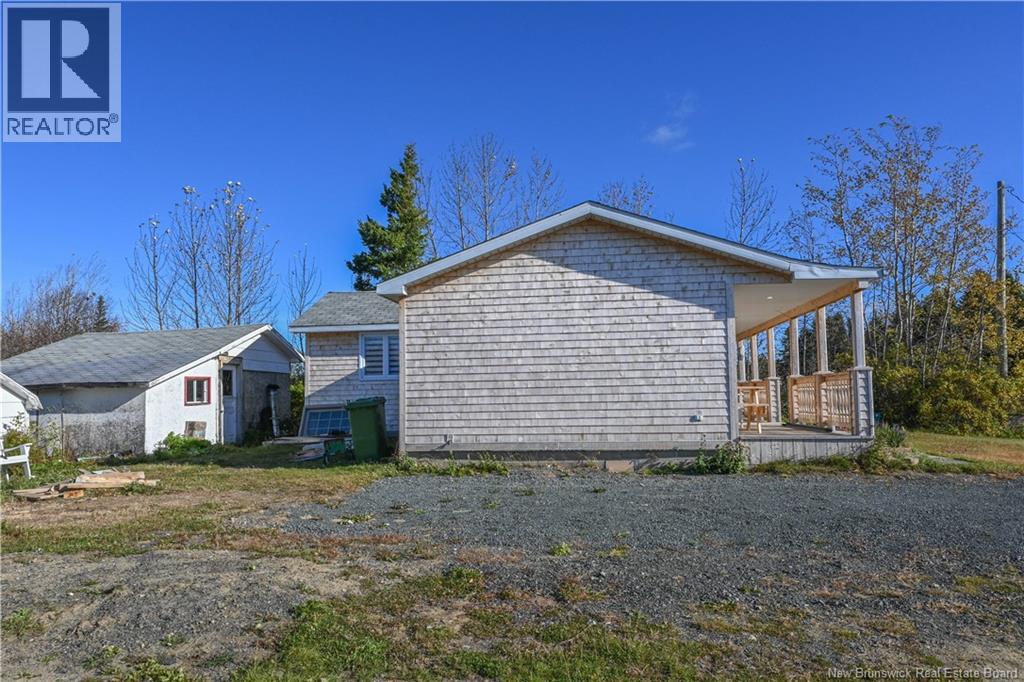 314 Saint-Raphaël Ouest Street, Saint-Marie-Saint-Raphaël, New Brunswick  E8T 1S4 - Photo 5 - NB149951