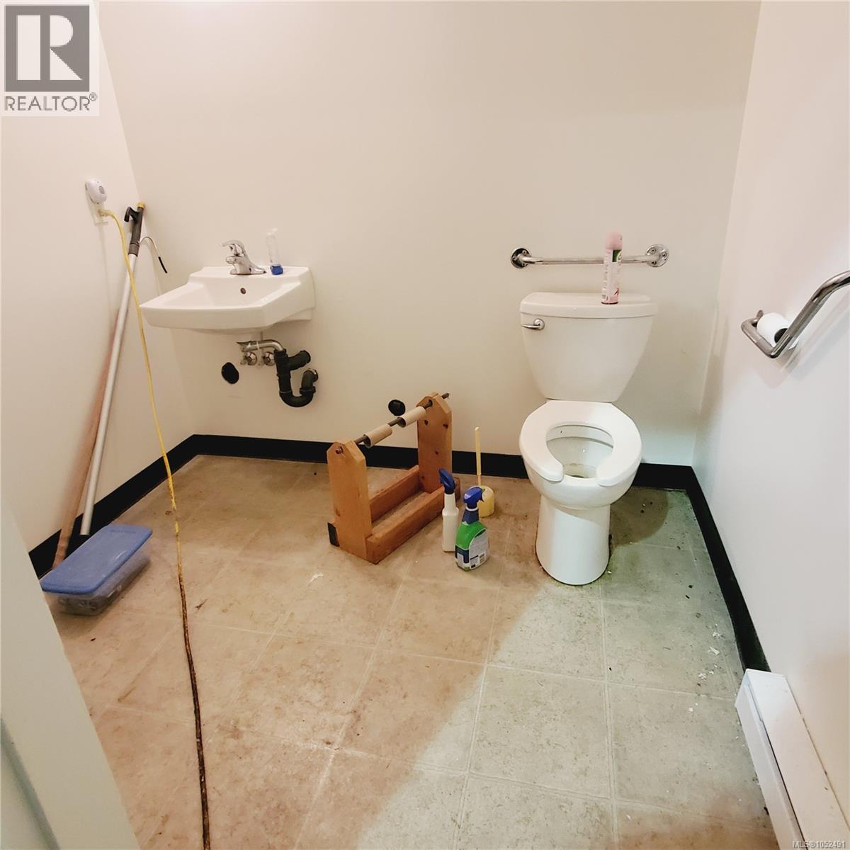 205 1120 Industrial Way, Parksville, British Columbia  V9P 2W8 - Photo 12 - 1052491