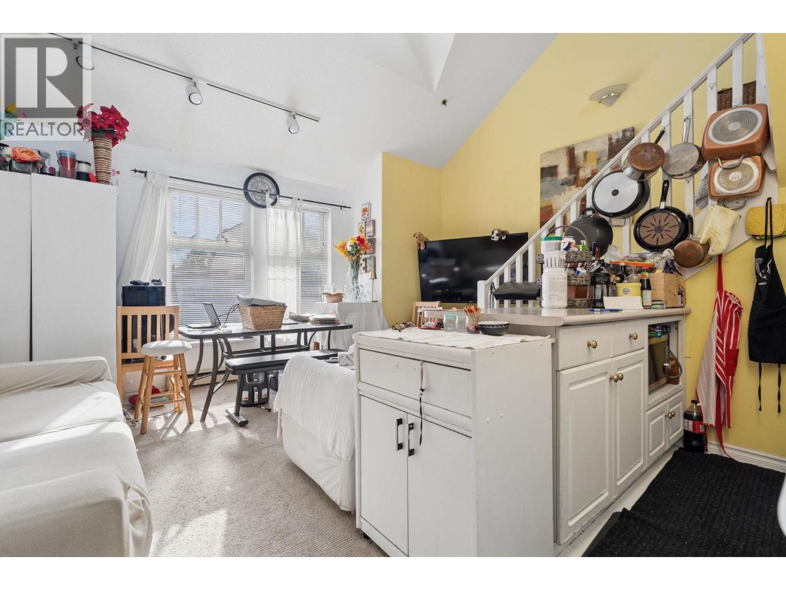 8 2023 W 4th Avenue, Vancouver, British Columbia  V6J 1N3 - Photo 10 - R3176447
