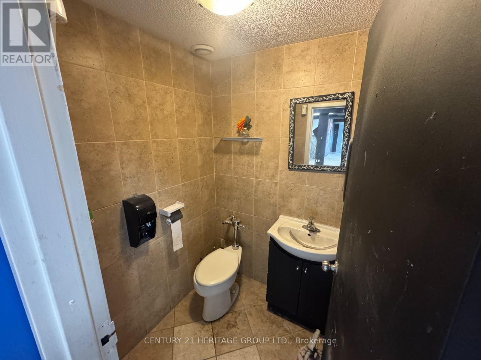 5 - 4544 Dufferin Street, Toronto, Ontario  M3H 5X2 - Photo 9 - W14094646