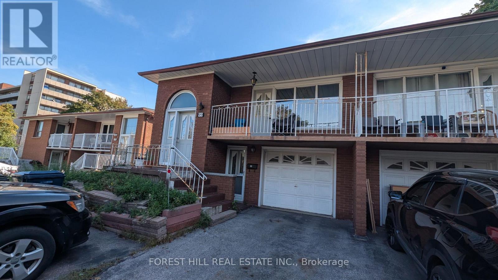 99 GOSFORD BOULEVARD, Toronto, Ontario