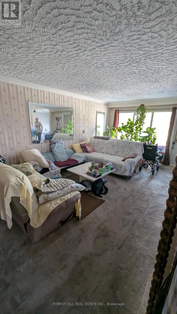 99 Gosford Boulevard, Toronto, Ontario  M3N 2G9 - Photo 11 - W14094724