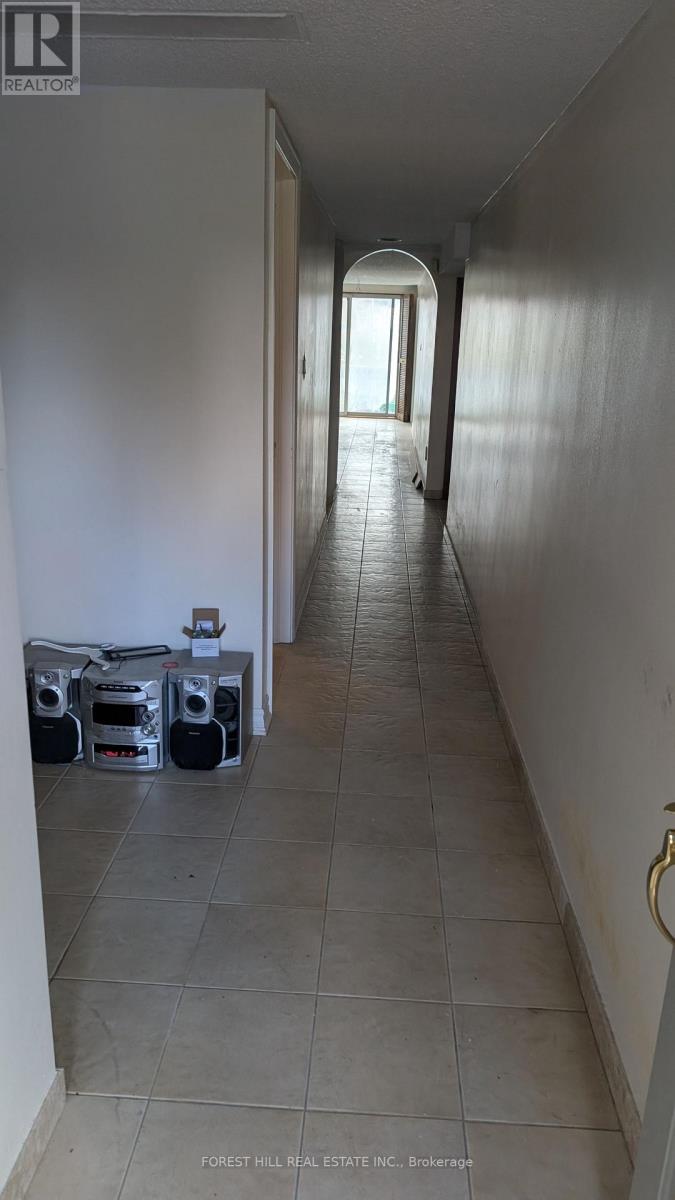 99 Gosford Boulevard, Toronto, Ontario  M3N 2G9 - Photo 21 - W14094724