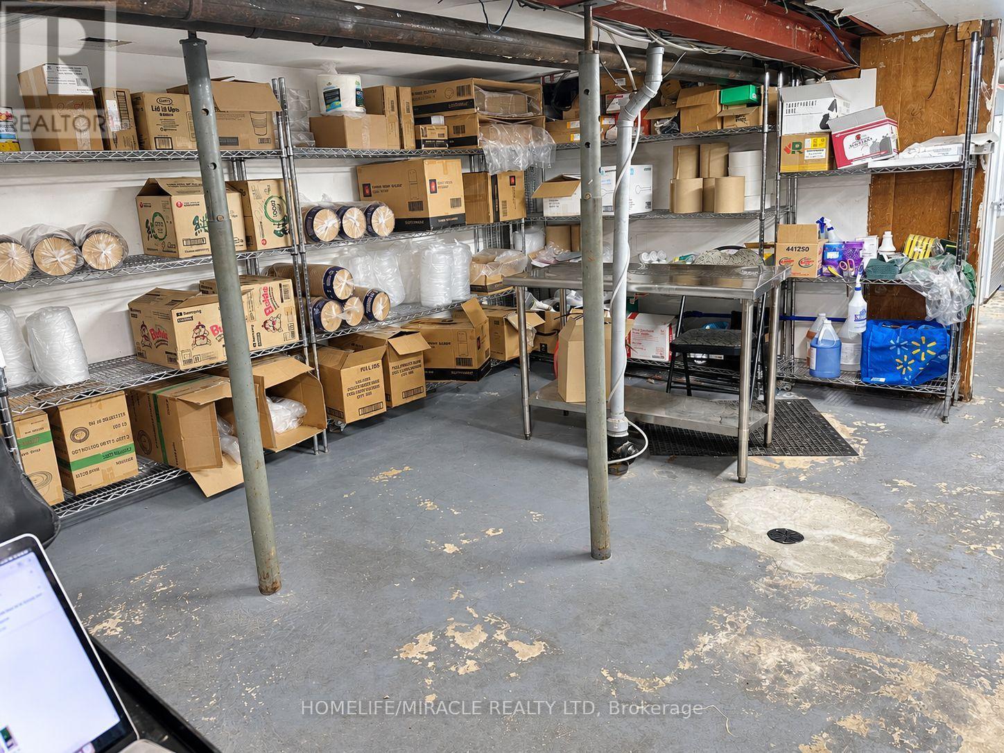 890 Bloor Street W, Toronto, Ontario  M6G 1M5 - Photo 9 - W14094746