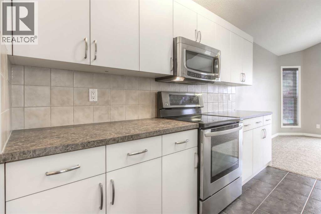 241 Morningside Gardens Sw, Airdrie, Alberta  T4B 0K3 - Photo 7 - A2351753