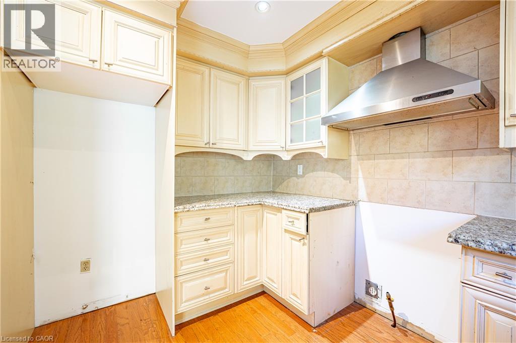 12 Creekwood Place, Dundas, Ontario  L9H 6S9 - Photo 15 - 40871192