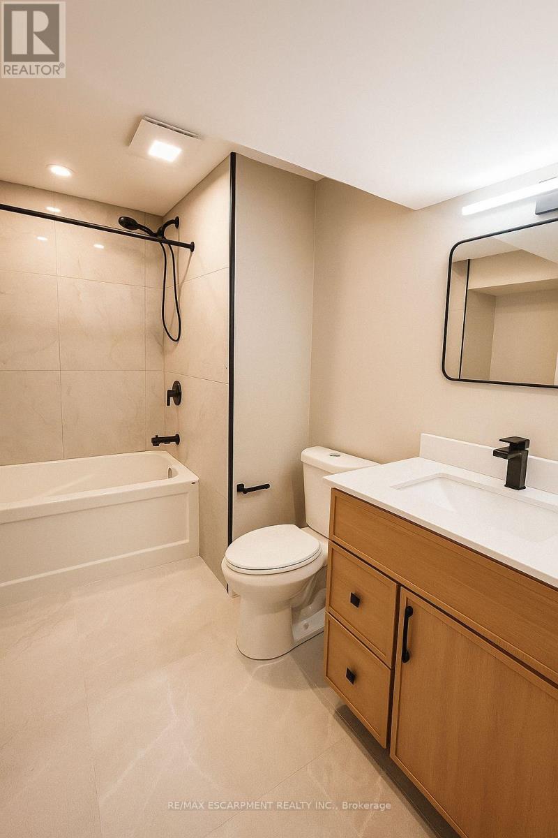 Lower - 35 Wildewood Avenue, Hamilton, Ontario  L8T 1X4 - Photo 8 - X14094712