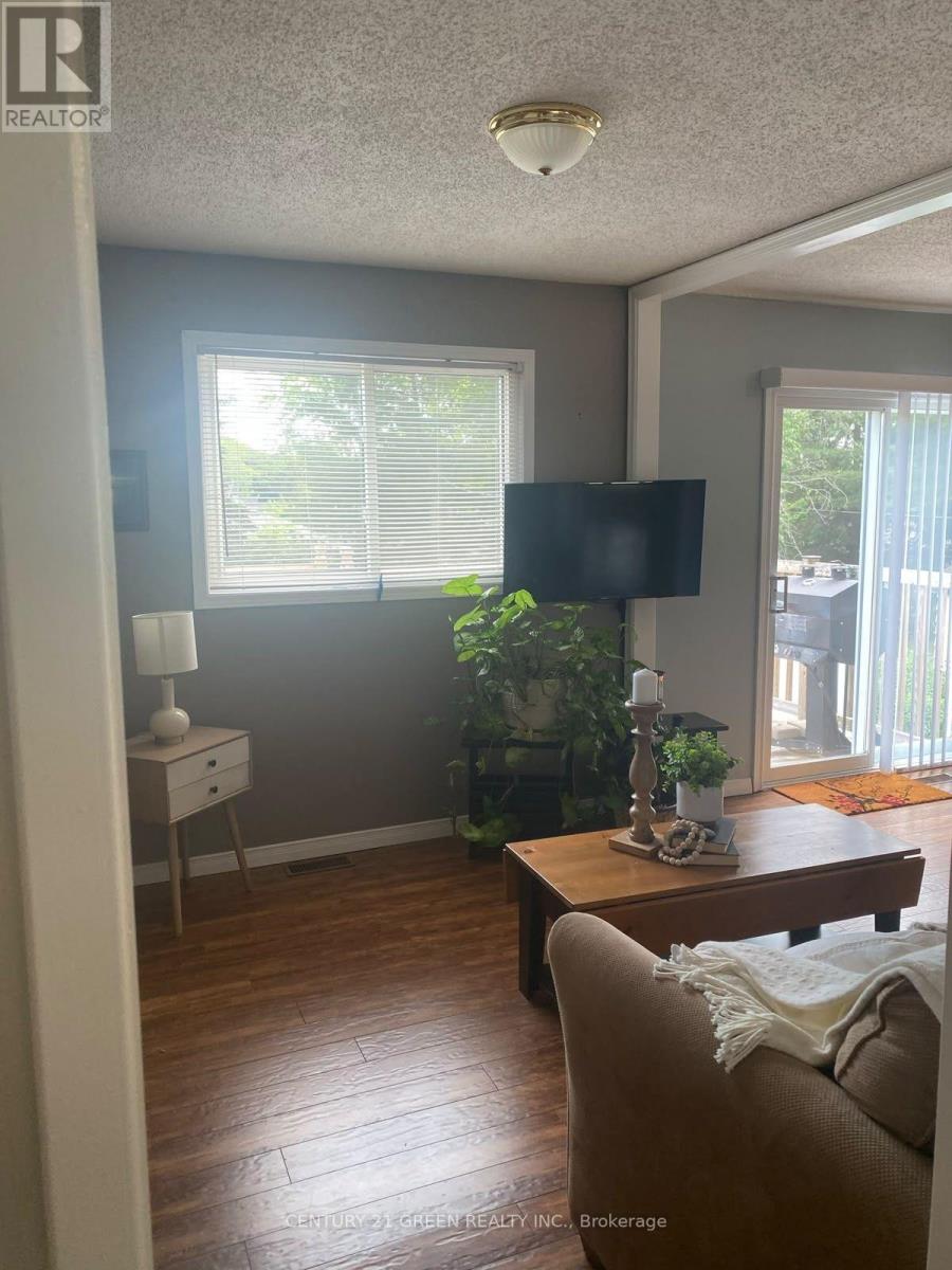45 Elliott Street W, Huntsville, Ontario  P1H 1W2 - Photo 5 - X14094734
