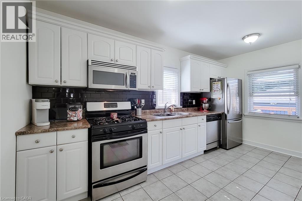 19 Thorndale Avenue, St. Catharines, Ontario  L2R 6A2 - Photo 22 - 40865347