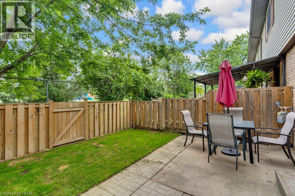 700 Erinbrook Drive Unit# 22, Kitchener, Ontario  N2E 2S7 - Photo 32 - 40871450
