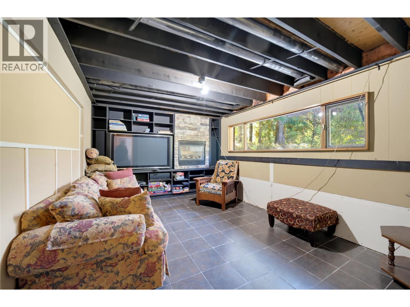 9020 Hummingbird Drive, Swansea Point, British Columbia  V0E 2K2 - Photo 25 - 10402995