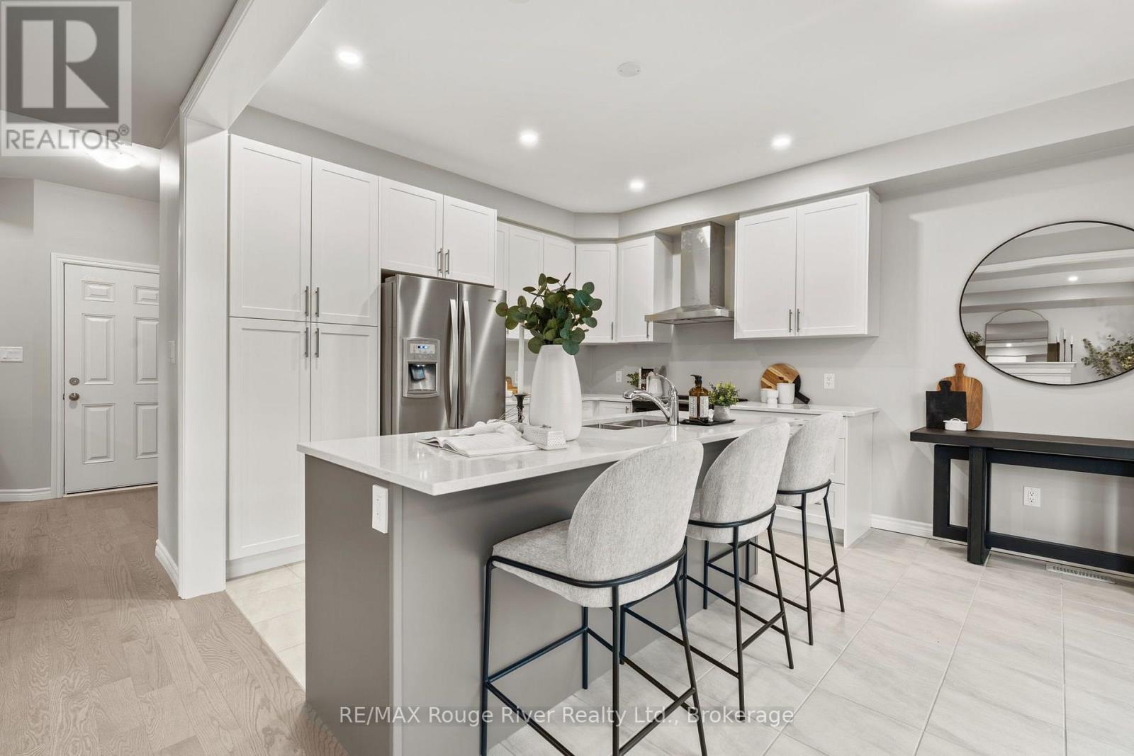 286 Lyle Drive, Clarington, Ontario  L1C 0V8 - Photo 9 - E14094986