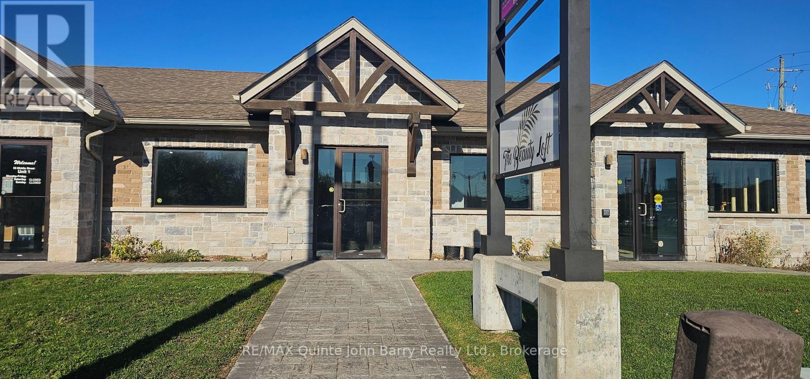 UNIT 2 - 56 MIDDLE STREET, Quinte West, Ontario