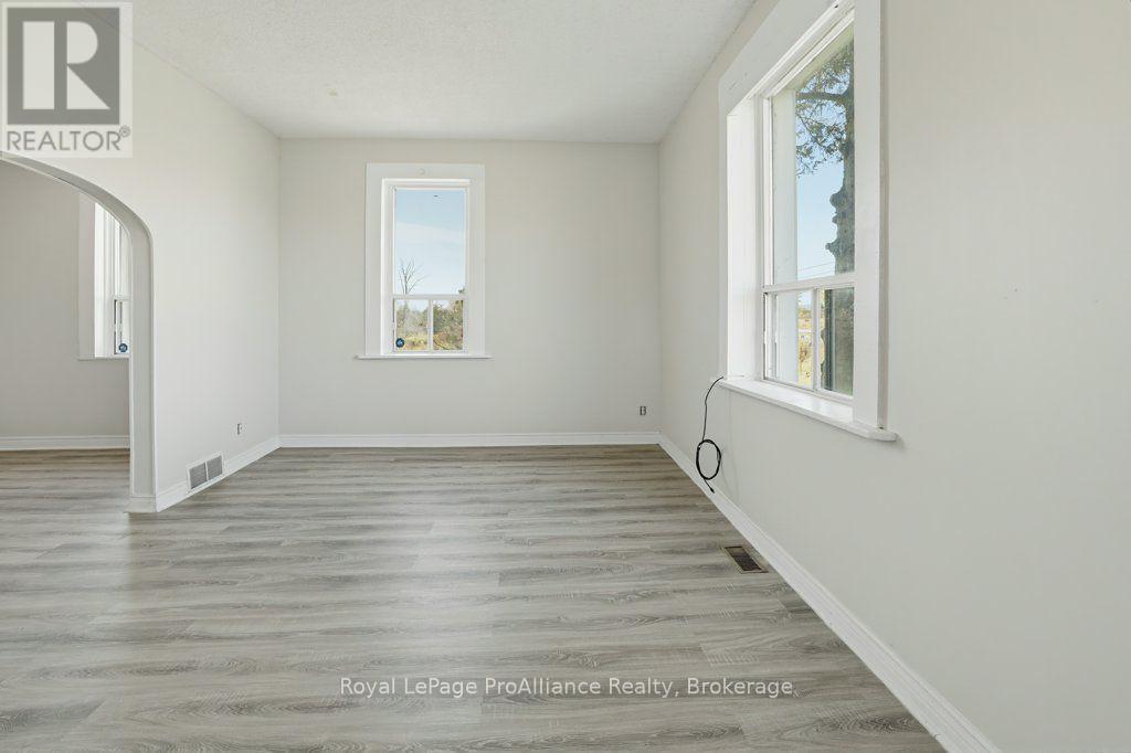 533 Avonlough Road, Belleville, Ontario  K8N 4Z2 - Photo 11 - X14094930
