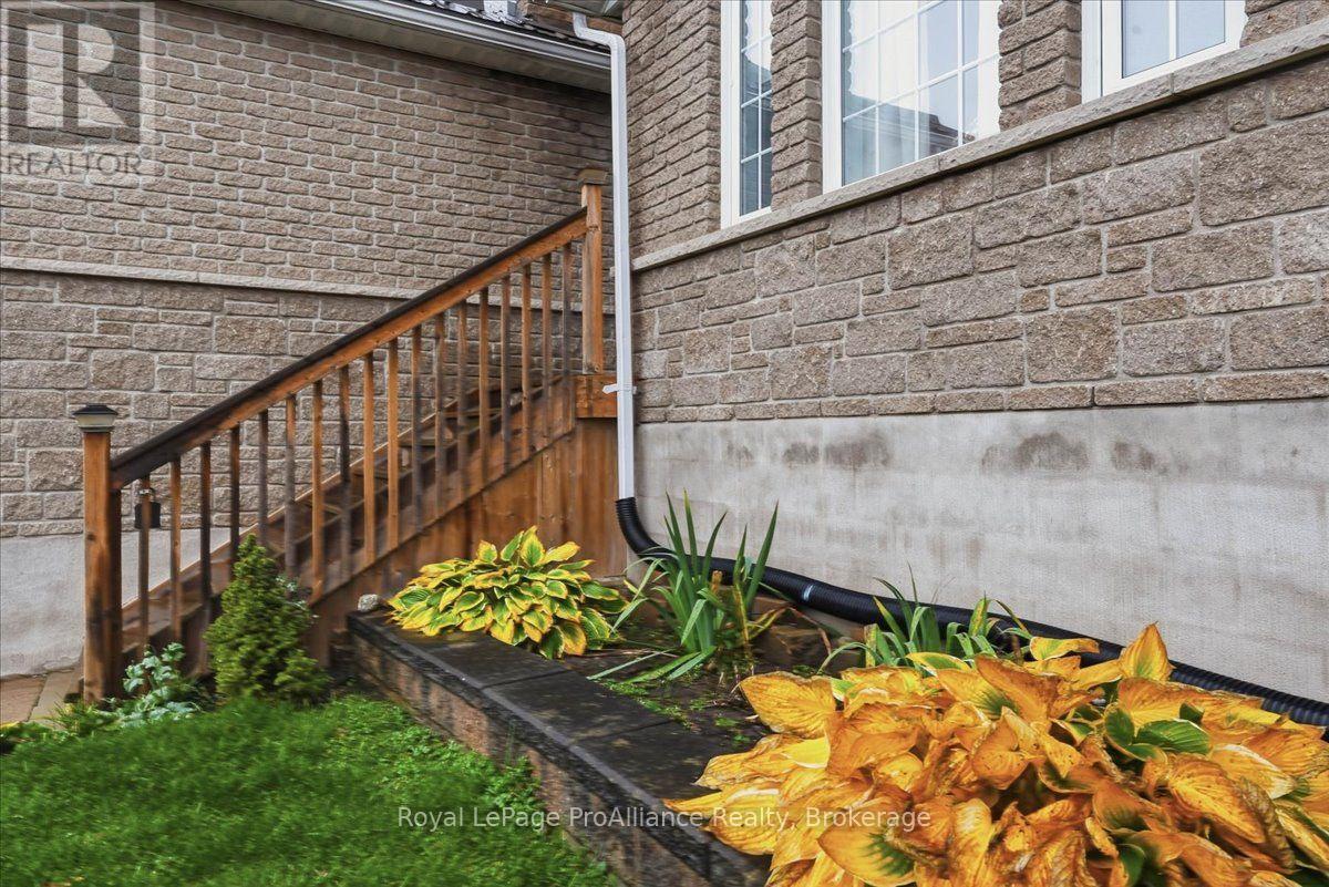 99 Mckenzie Street, Centre Hastings, Ontario  K0K 2K0 - Photo 5 - X14094984