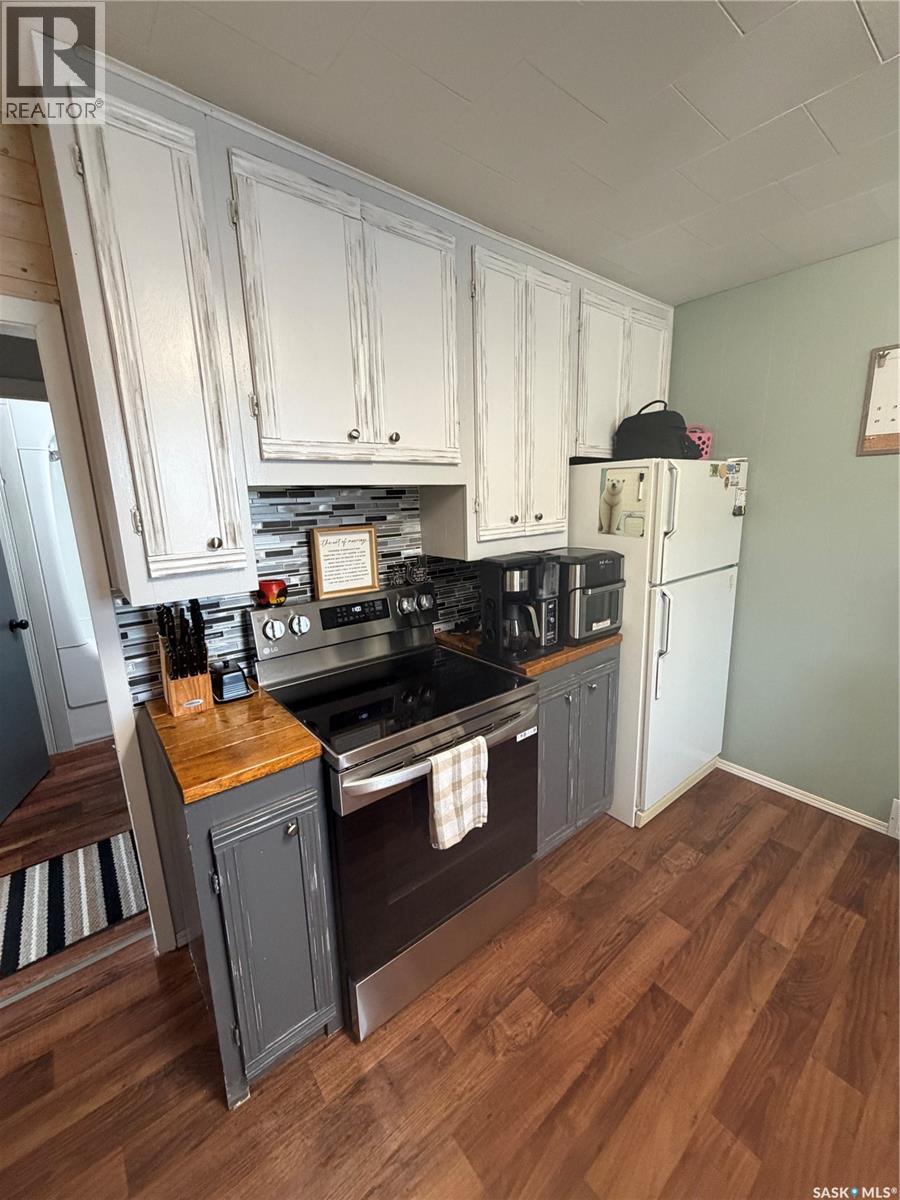 223 4th Avenue N, Big River, Saskatchewan  S0J 0E0 - Photo 9 - SK051470