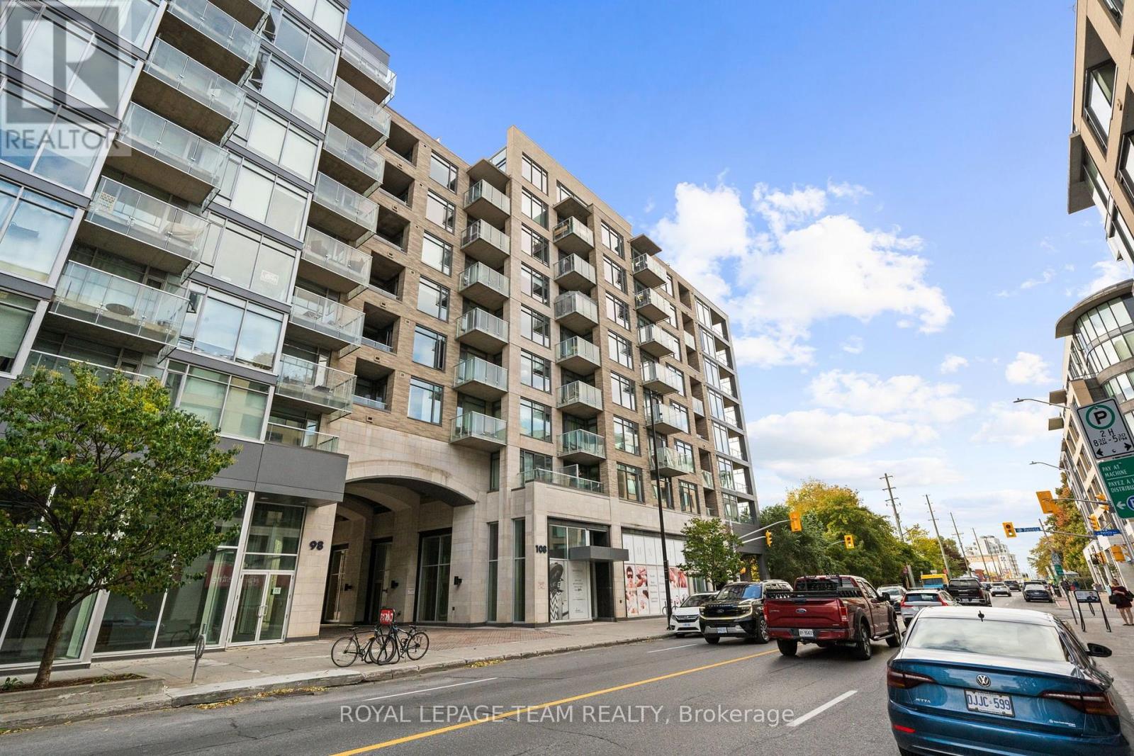 702 - 108 Richmond Road, Ottawa, Ontario